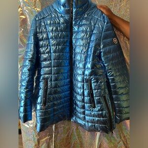 White mark, XL, metallic blue